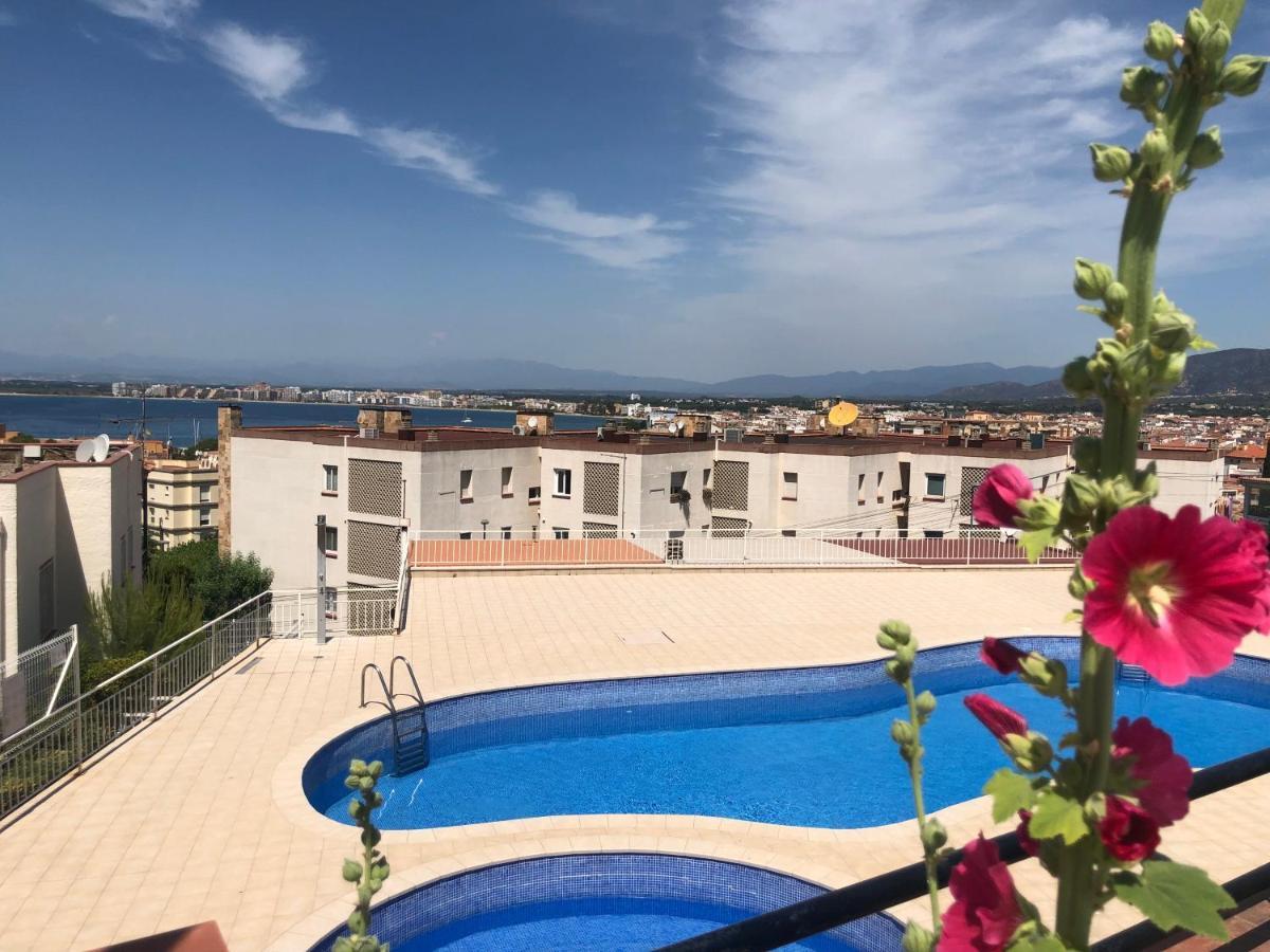 Acapulco Roses Exterior photo